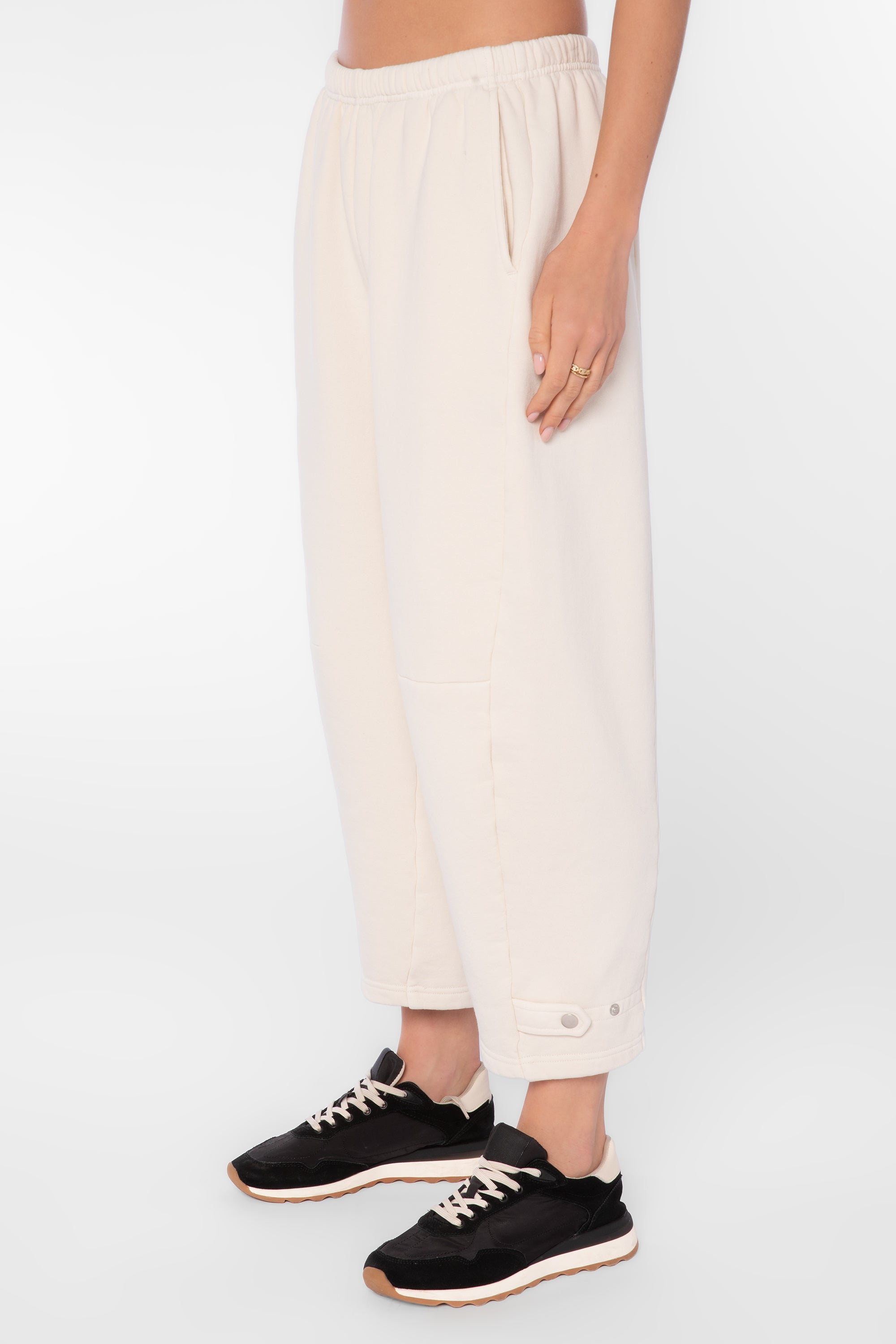 Joshua Vanilla Sweatpants